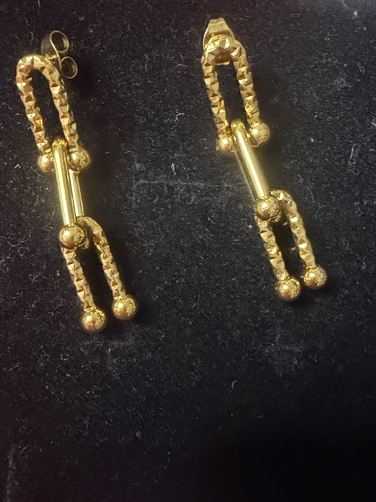 18k Gold Plated Stainless Steel Gold Chain Link Drop Earrings 18k Gold Plated Stainless Steel Gold Chain Link Drop Earrings